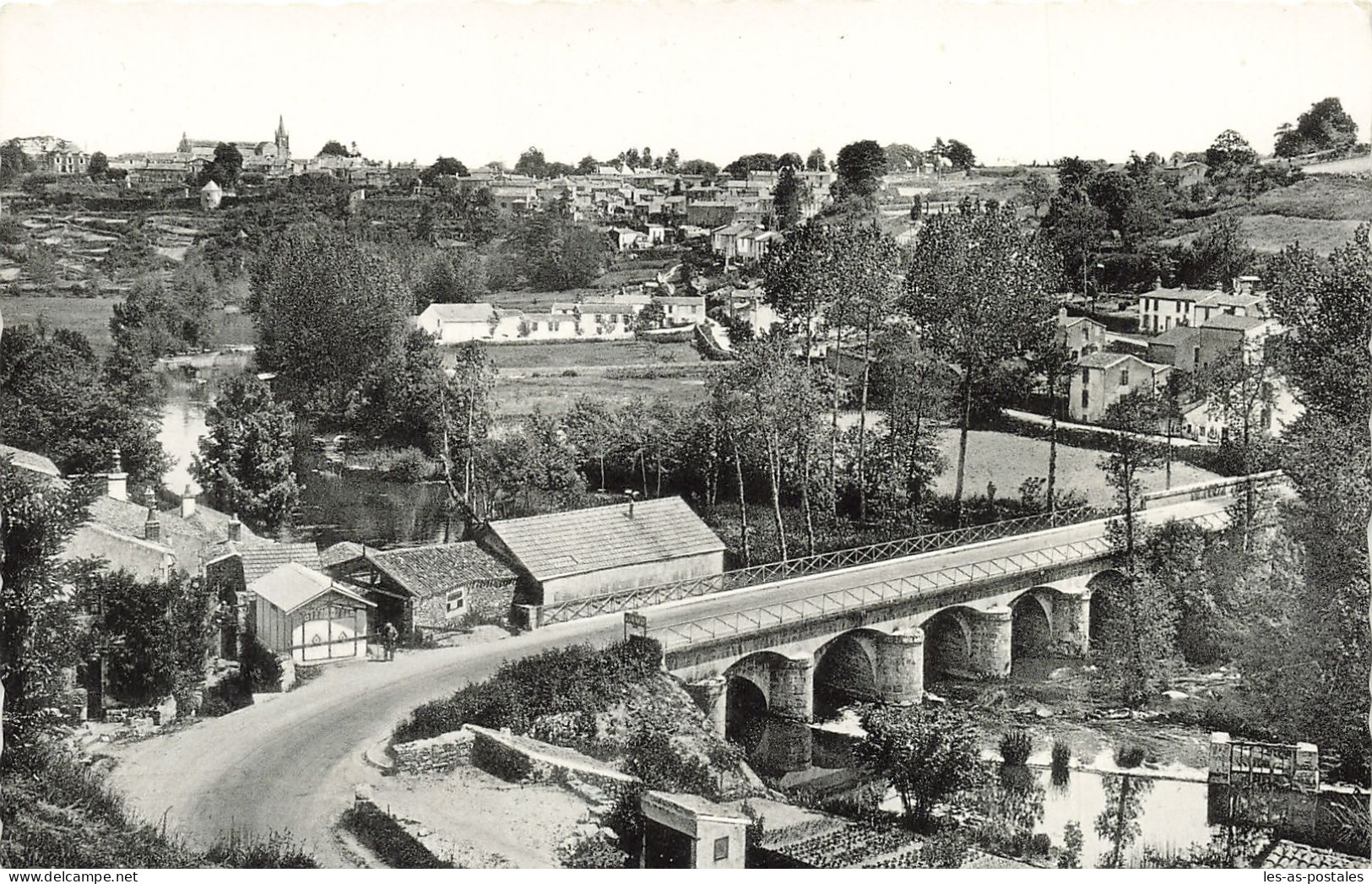 85 MORTAGNE SUR SEVRE