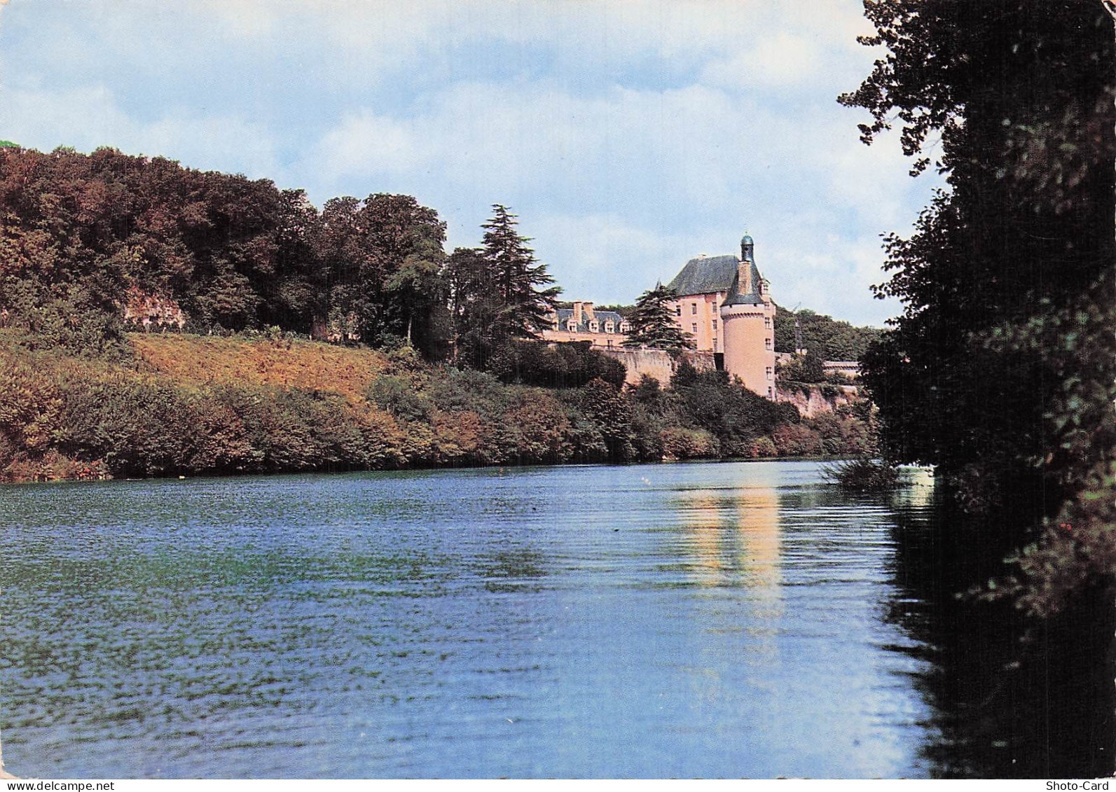 86 BONNES LE CHATEAU DE TOUFFOU