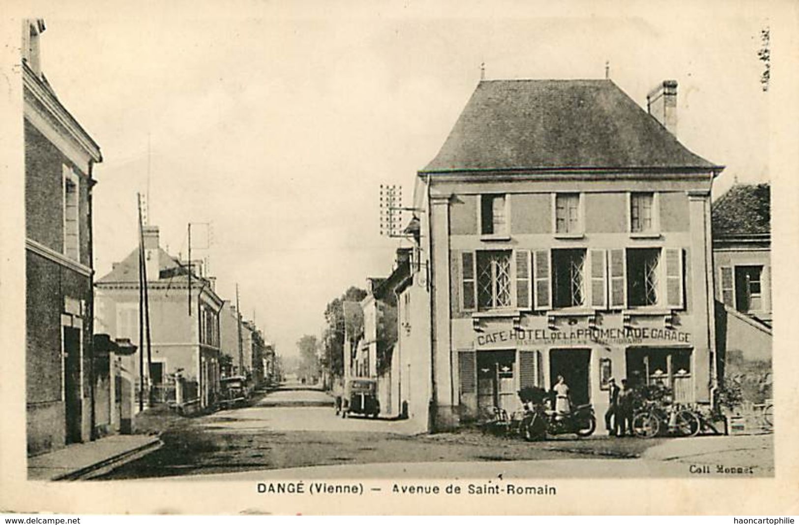 86 : Dangé  : avenue de saint Romain