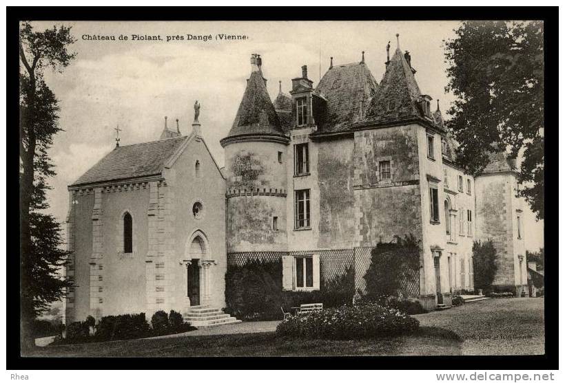 86 Dangé-Saint-Romain chateau D86D K86092K C86092C RH074135