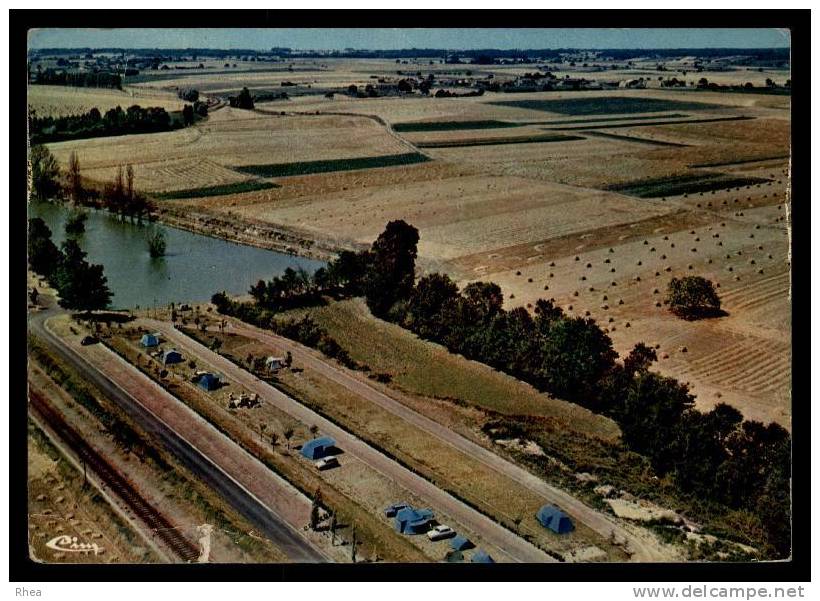 86 Loudun vue aerienne camping D86D K86137K C86137C RH074301