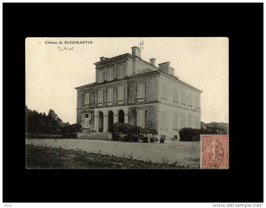 86 - PLEUMARTIN - Chateau - 1