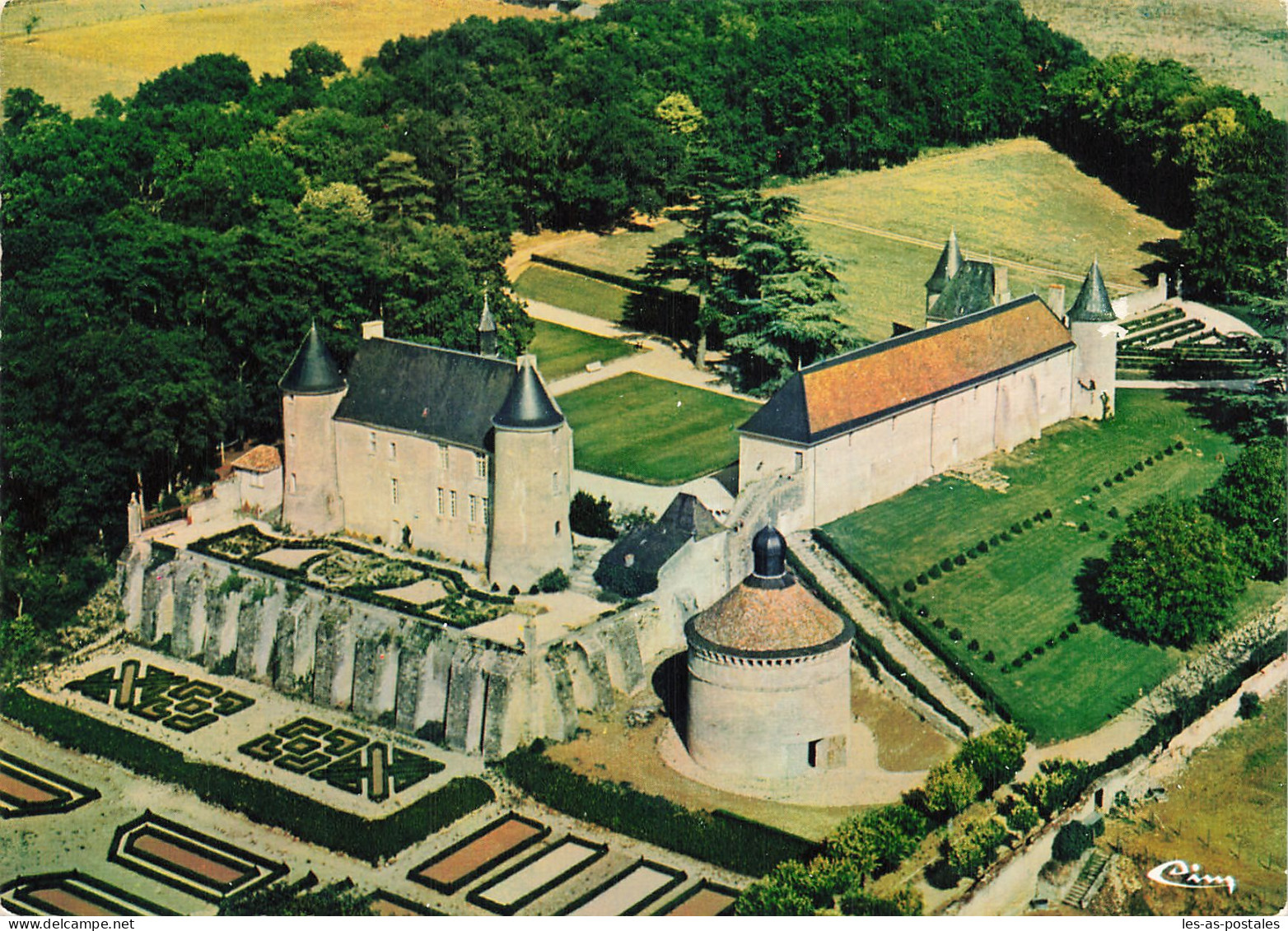 86 SAINT GEORGES LES BAILLARGEAUX CHÂTEAU DE VAYRES