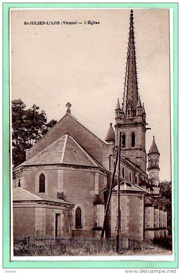 86 - SAINT JULIEN L'ARS --  L'Eglise