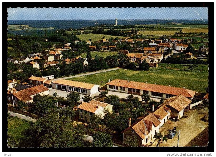 86 Smarves vue aerienne ecole D86D C86263C RH074456