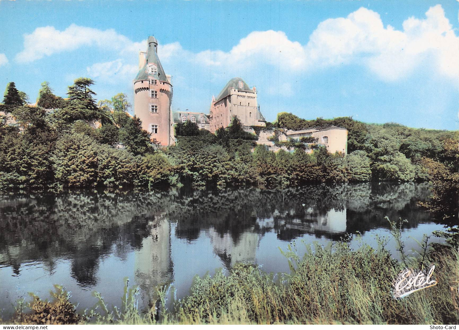 86 TOUFFOU CHATEAU DE TOUFFOU