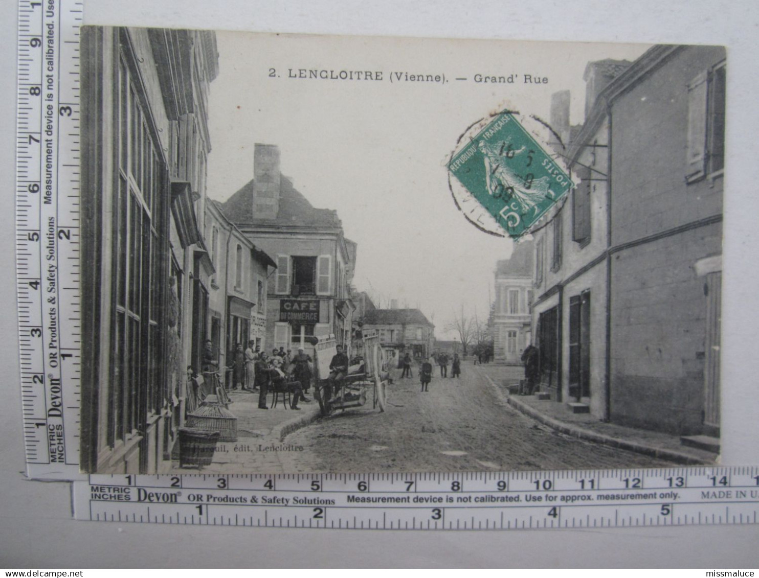 86 Vienne Lencloitre grande rue