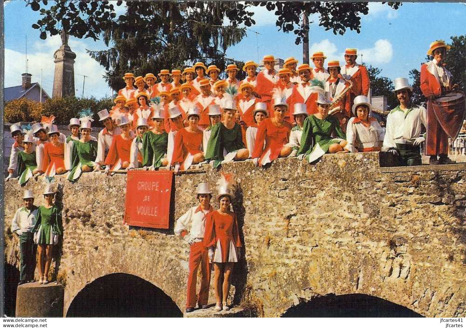 86 - VOUILLE - Groupe Folklorique et Artistique de Vouille - Gd Format