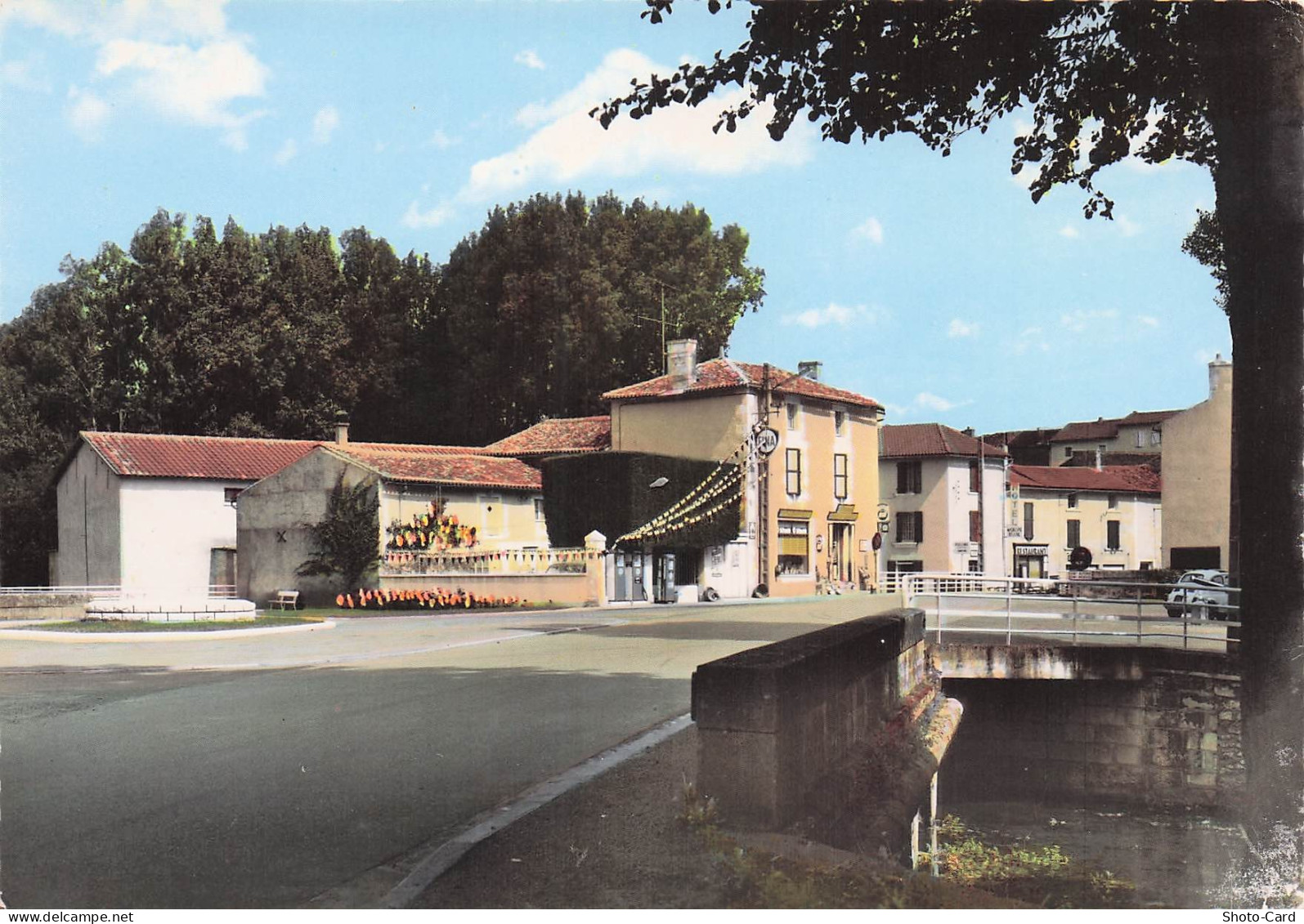 86 VOUILLE LA BATAILLE