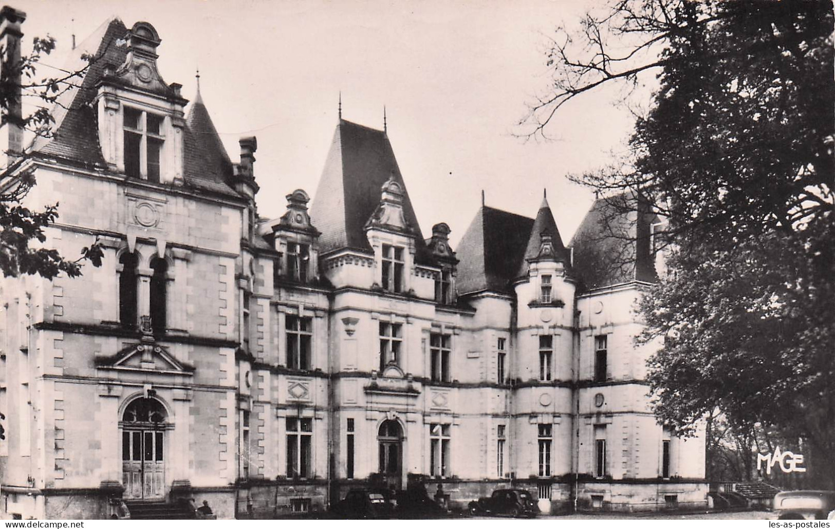 86 VOUNEUIL SOUS BIARD CHATEAU DE BOIVRE