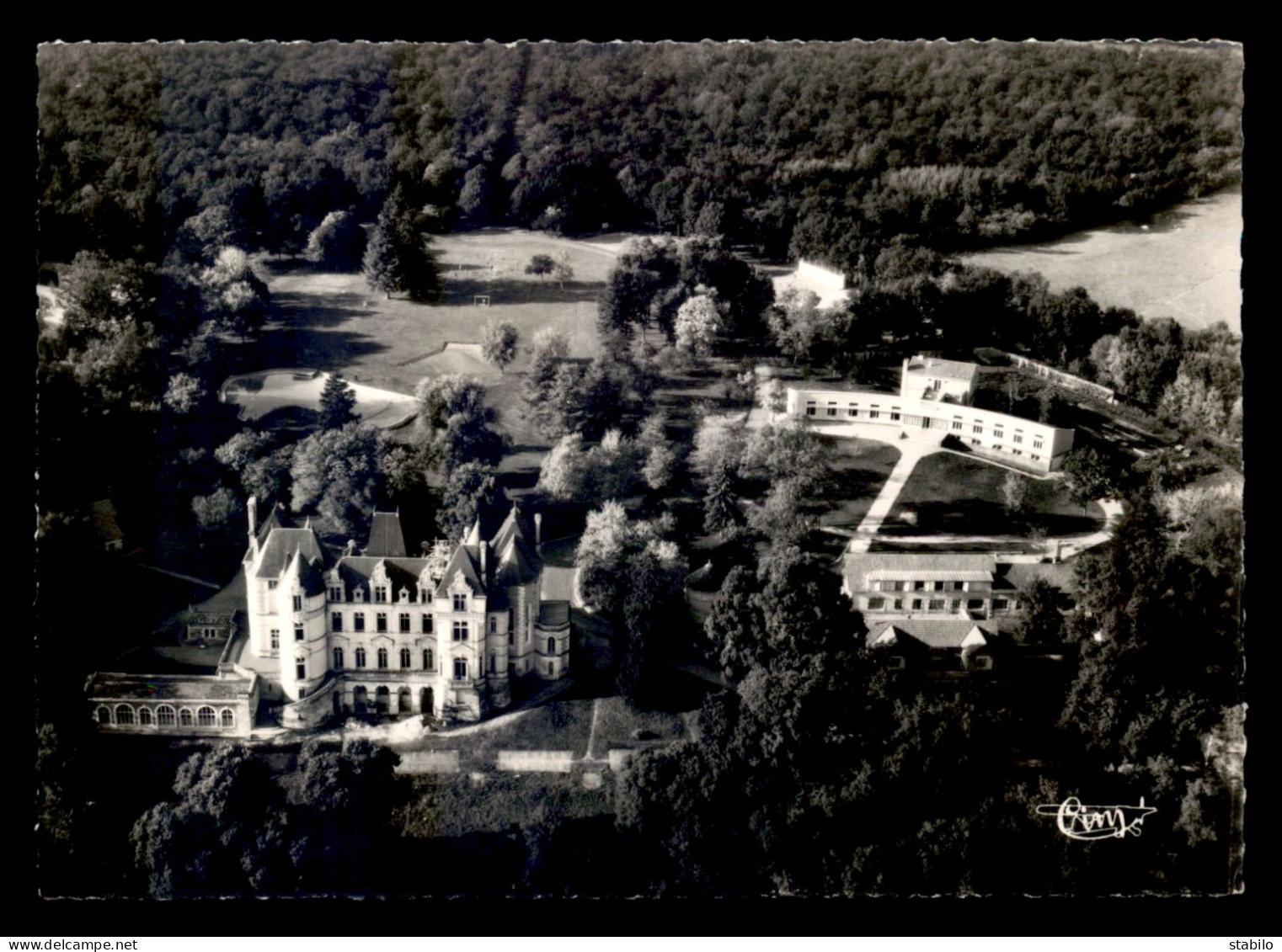 86 - VOUNEUIL-SOUS-BIARD - VUE AERIENNE