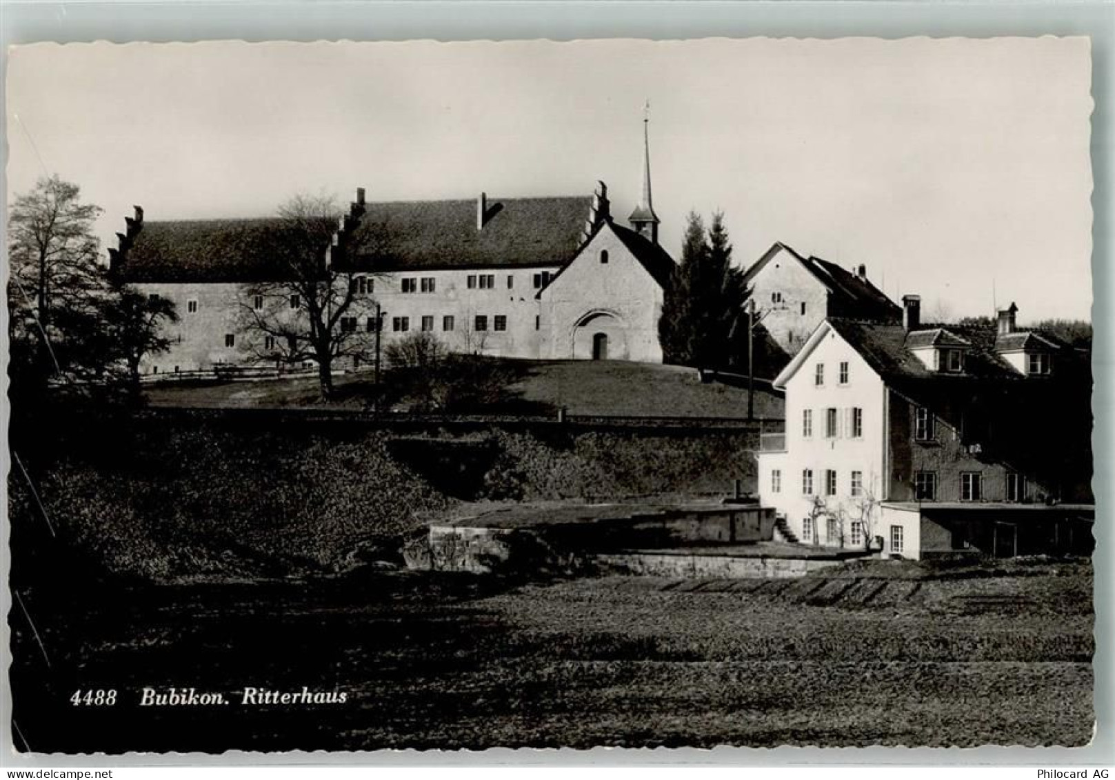 8608 Bubikon Foto AK Ritterhaus - 10748678