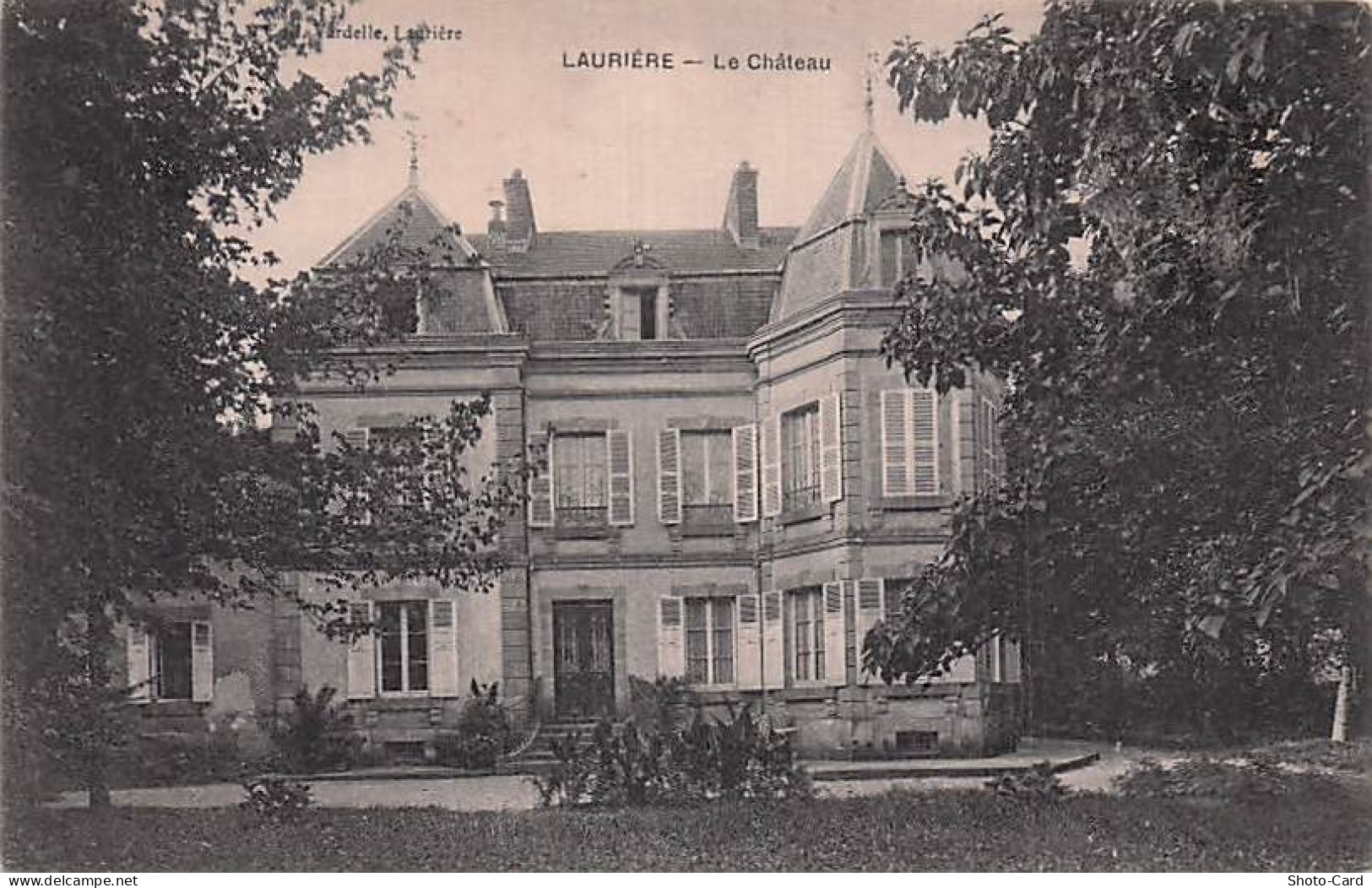 87 LAURIERE LE CHATEAU