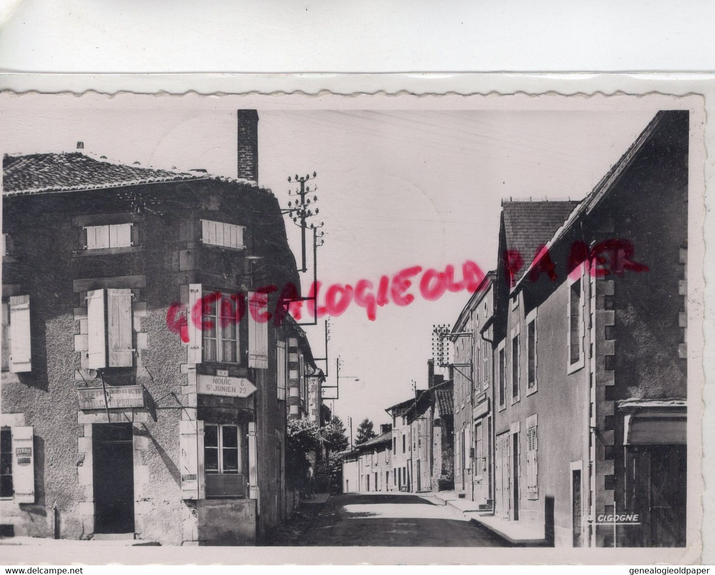 87- MEZIERE SUR ISSOIRE - MEZIERES- RUE DE LA POSTE 1956