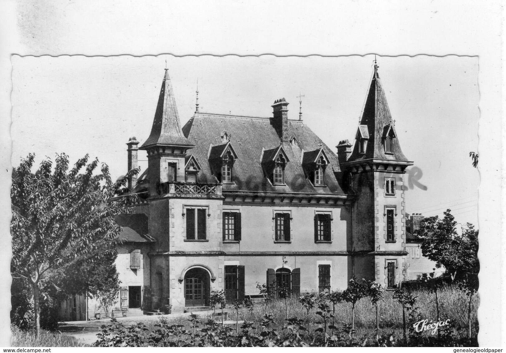 87 - ORADOUR SUR VAYRES- CHATEAU CALLANDREAU