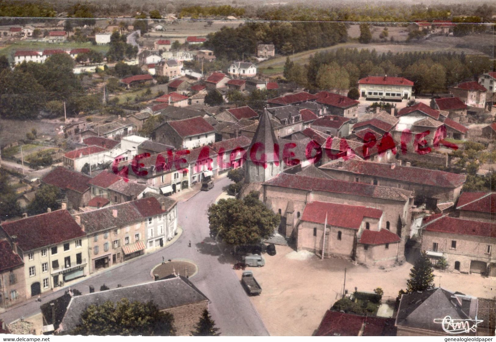87- SAINT MATHIEU- ST MATHIEU- VUE GENERALE AERIENNE - EGLISE  1967