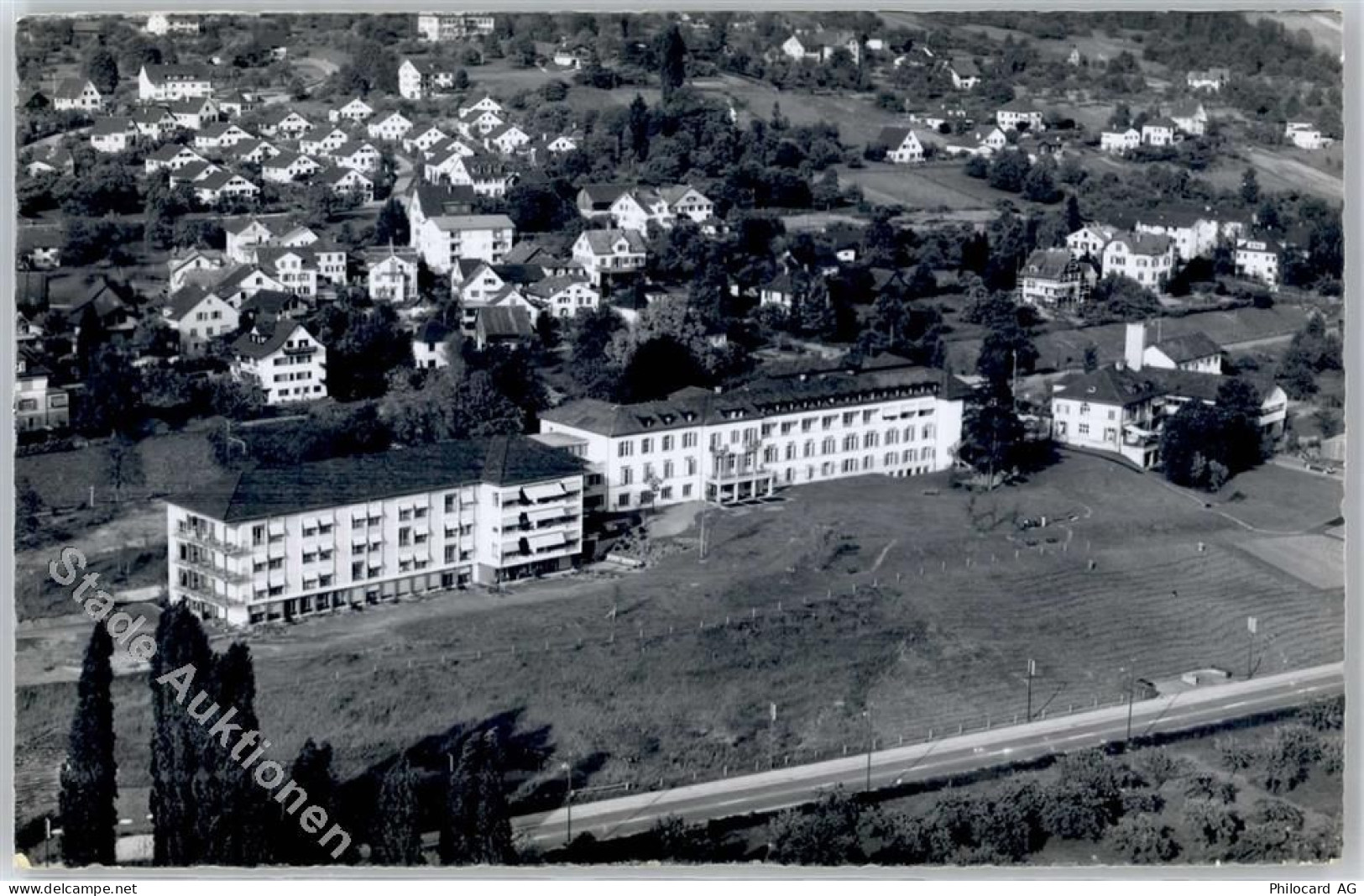 8708 Männedorf - Fliegeraufnahme, Kreisspital - 51282409