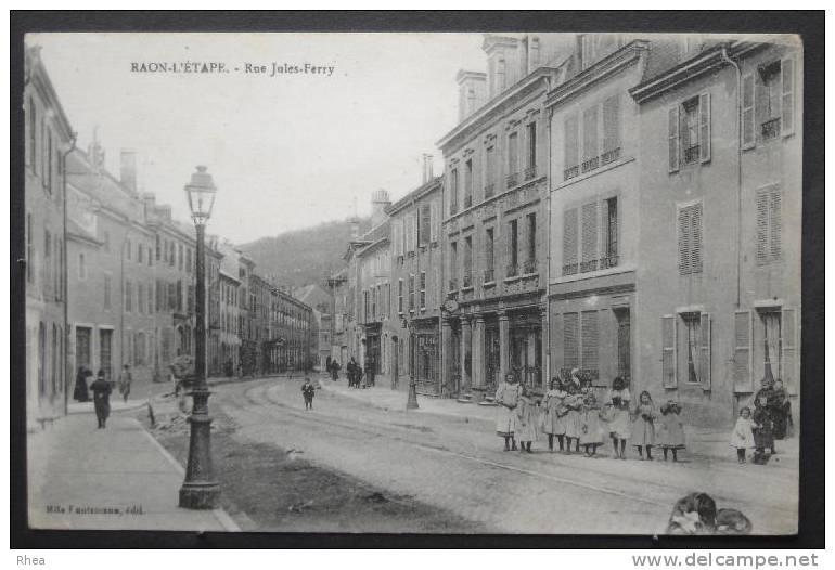 88 Raon-l'Étape - reverbere - cpa -  /  D88D  K88372K  C88372C