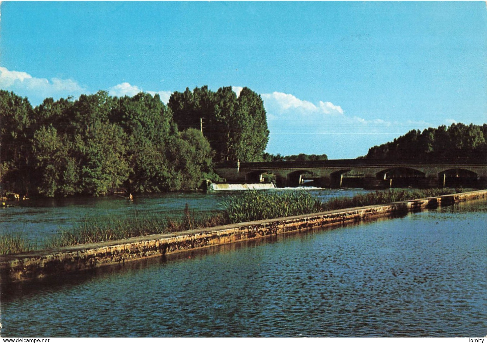 89 Champs sur Yonne le barrage CPM