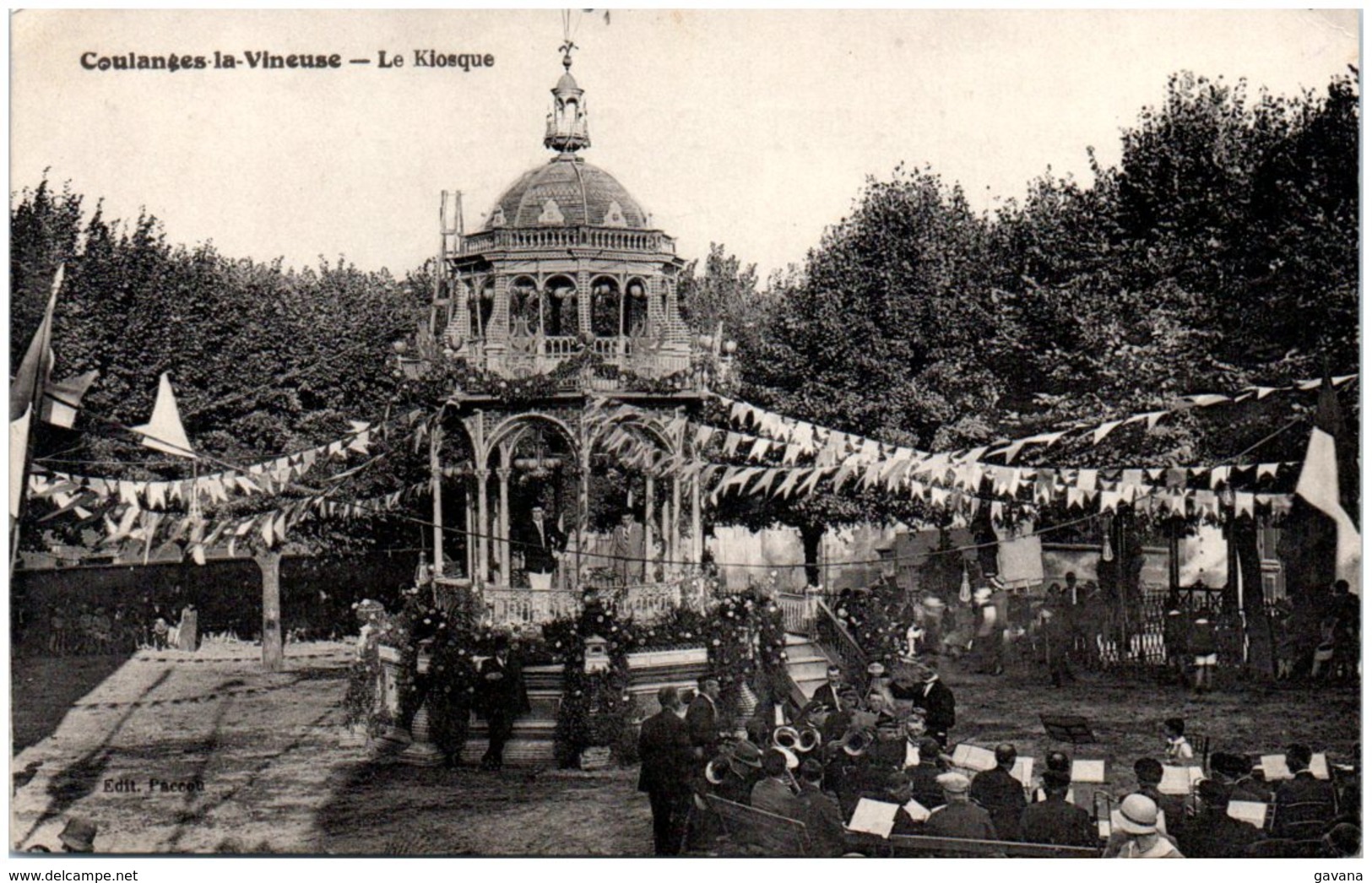 89 COULANGES-la-VINEUSE - Le kiosque