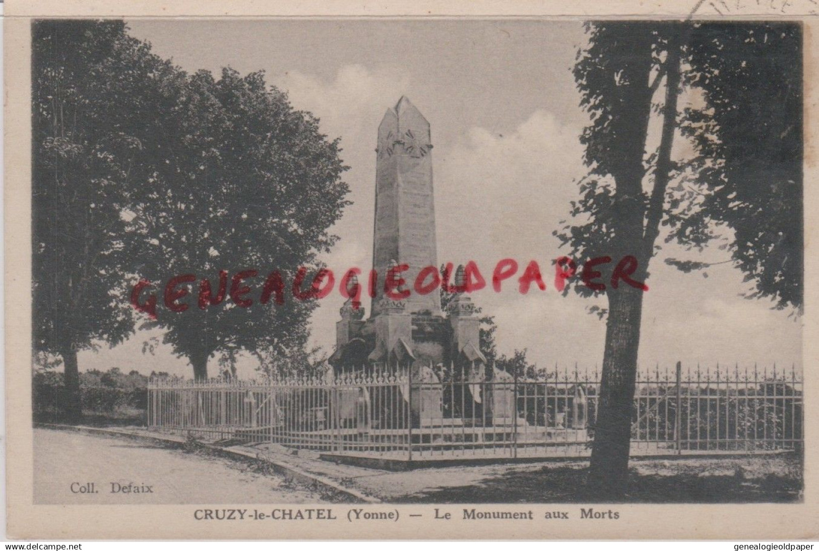 89- CRUZY LE CHATEL - LE MONUMENT AUX MORTS