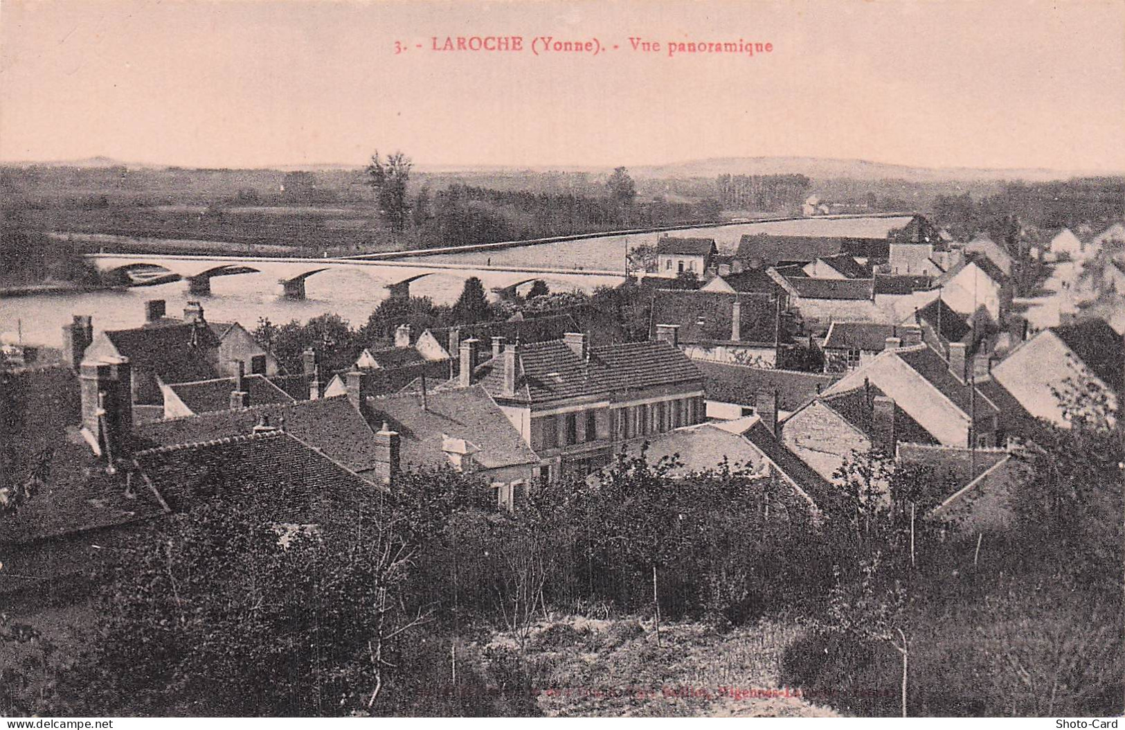 89 LAROCHE SAINT CYDROINE VUE PANORAMIQUE