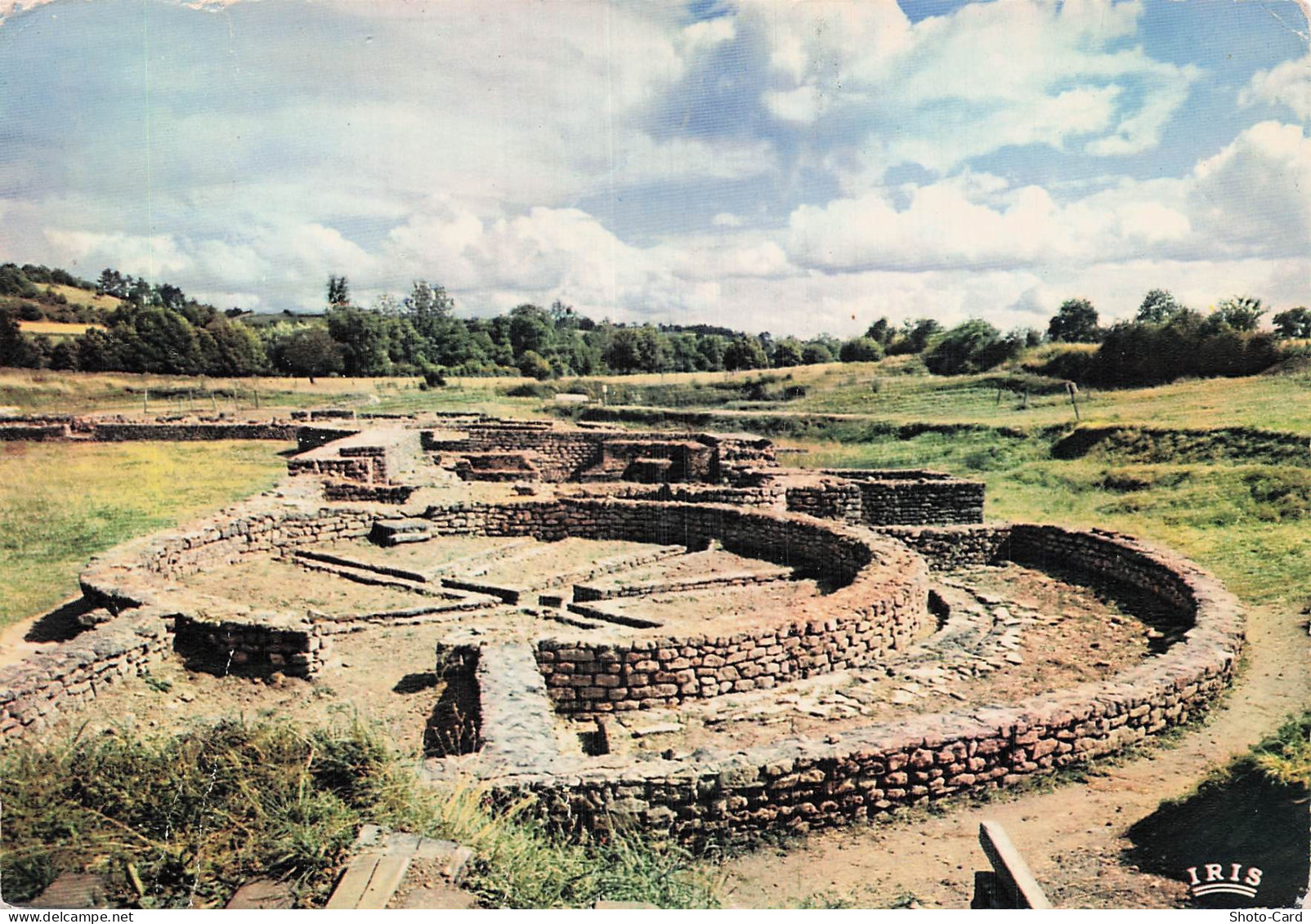 89 SAINT PERE SOUS VEZELAY FONTAINES SALEES