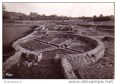 89 ST PERE SOUS VEZELAY FOUILLES DES FONTAINES SALEES  REF1389