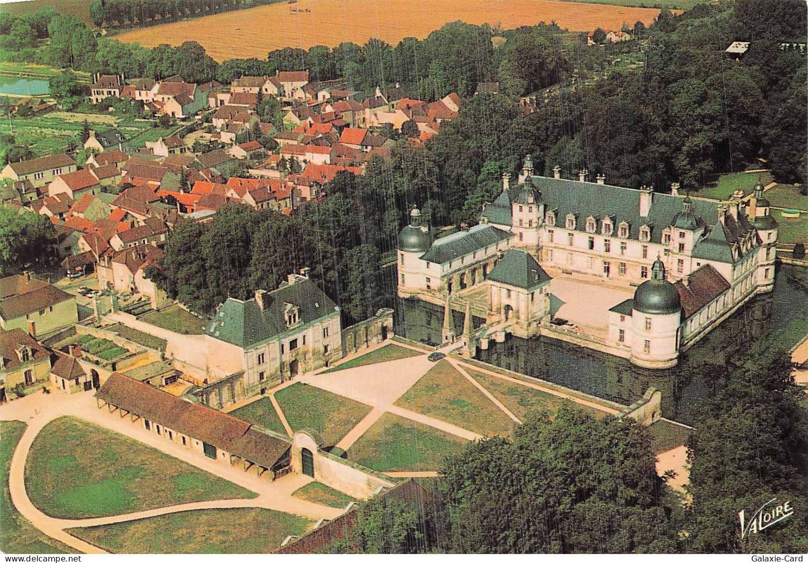 89 TANLAY CHATEAU DE TANLAY