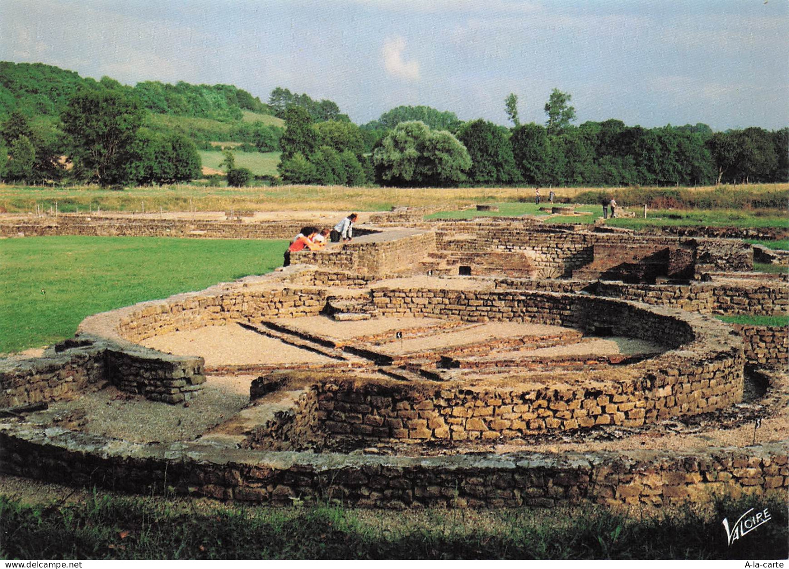 89 VEZELAY FONTAINES SALEES