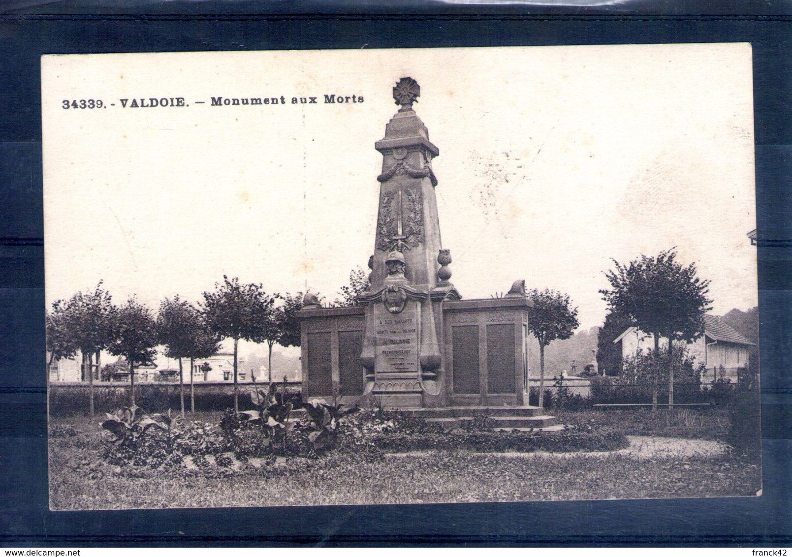 90. valdoie. monument aux morts