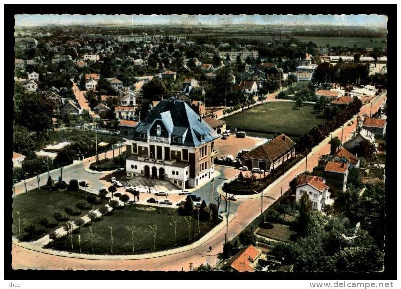 91 Sainte-Geneviève-des-Bois vue aerienne mairie D91D K91549K C91549C RH087869