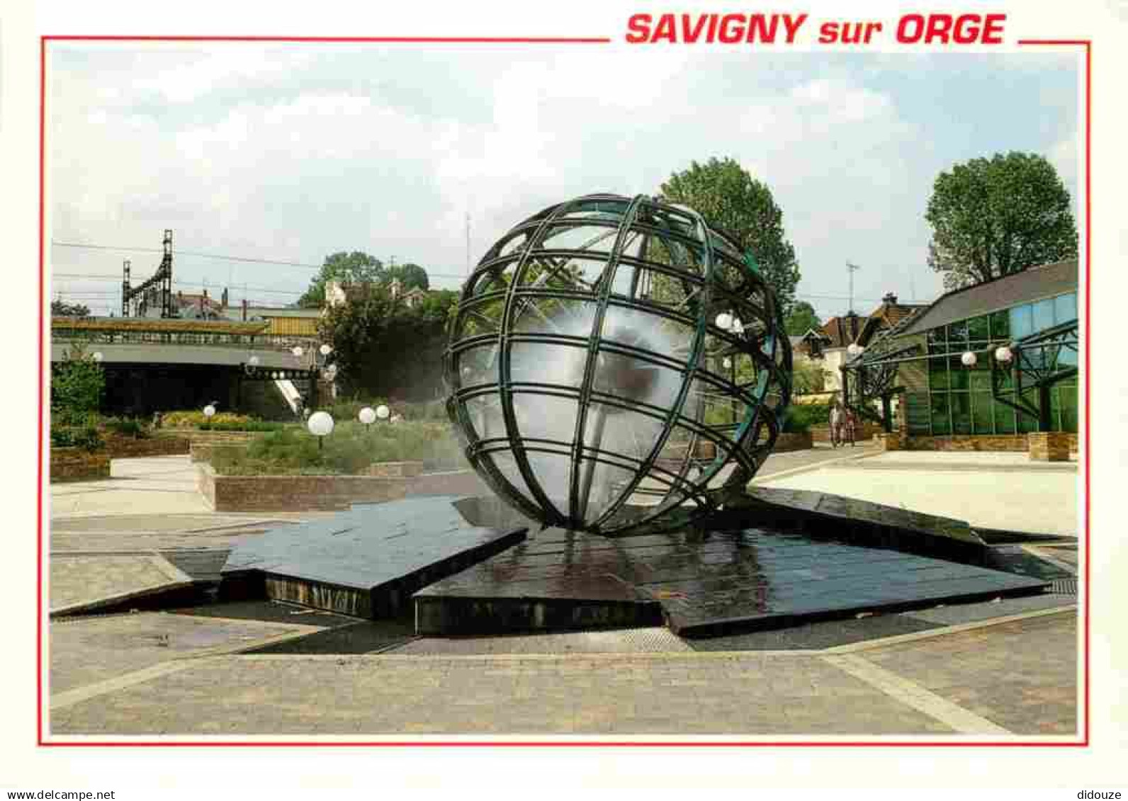 91 - Savigny sur Orge - Place Davout - CPM - Carte Neuve - Voir Scans Recto-Verso