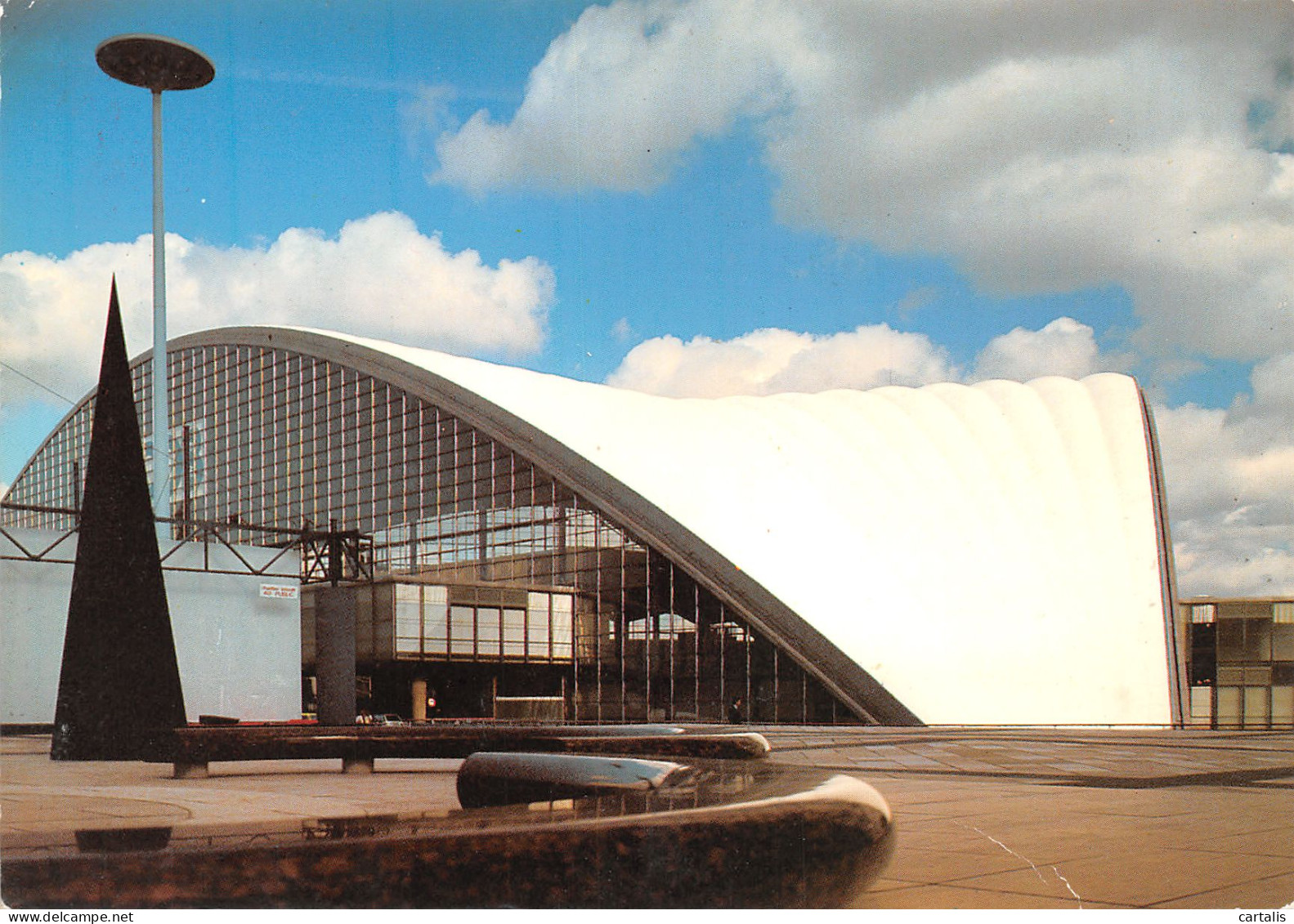 92-LA DEFENSE-N°3805-B/0269