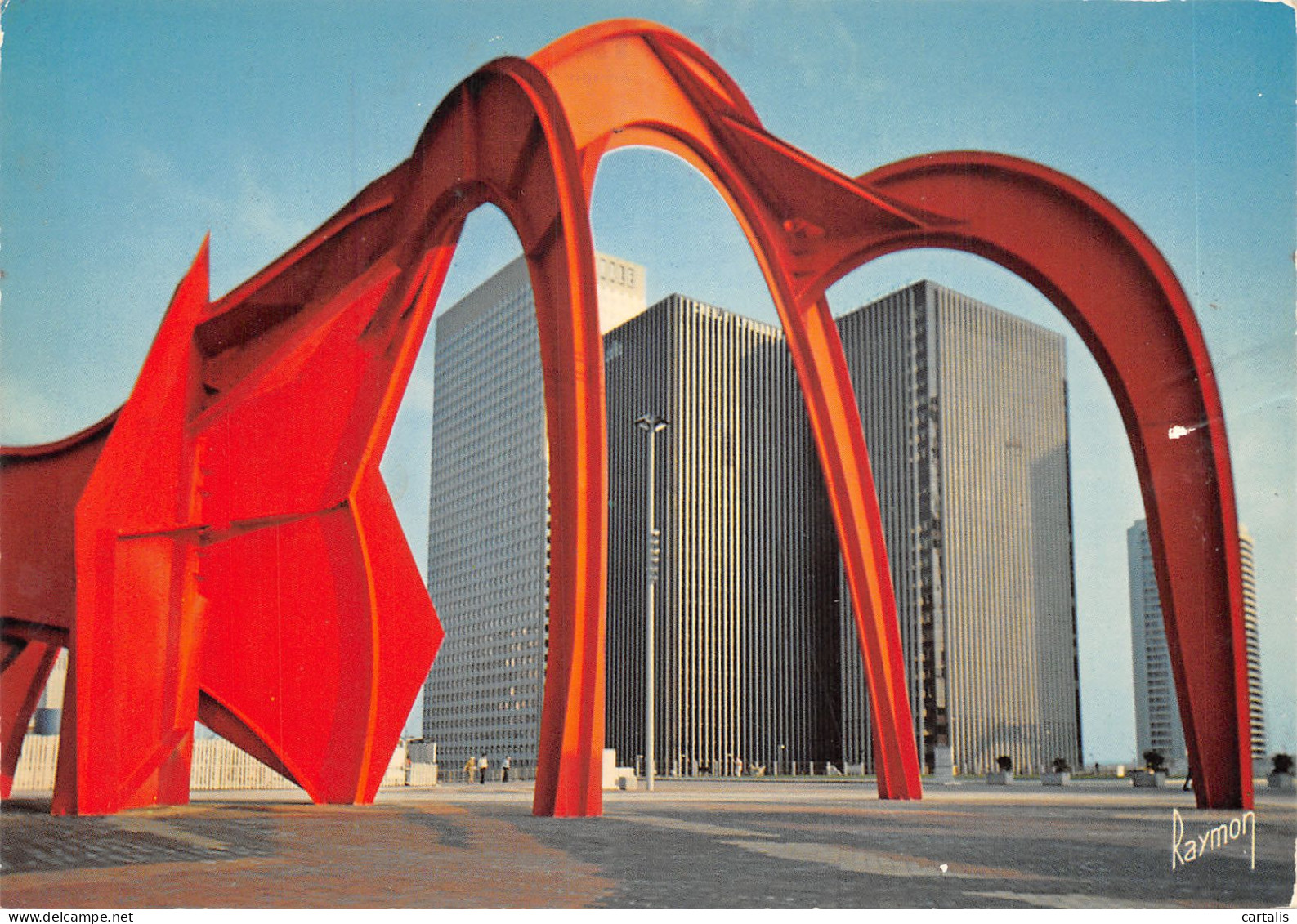 92-LA DEFENSE-N°622-B/0031