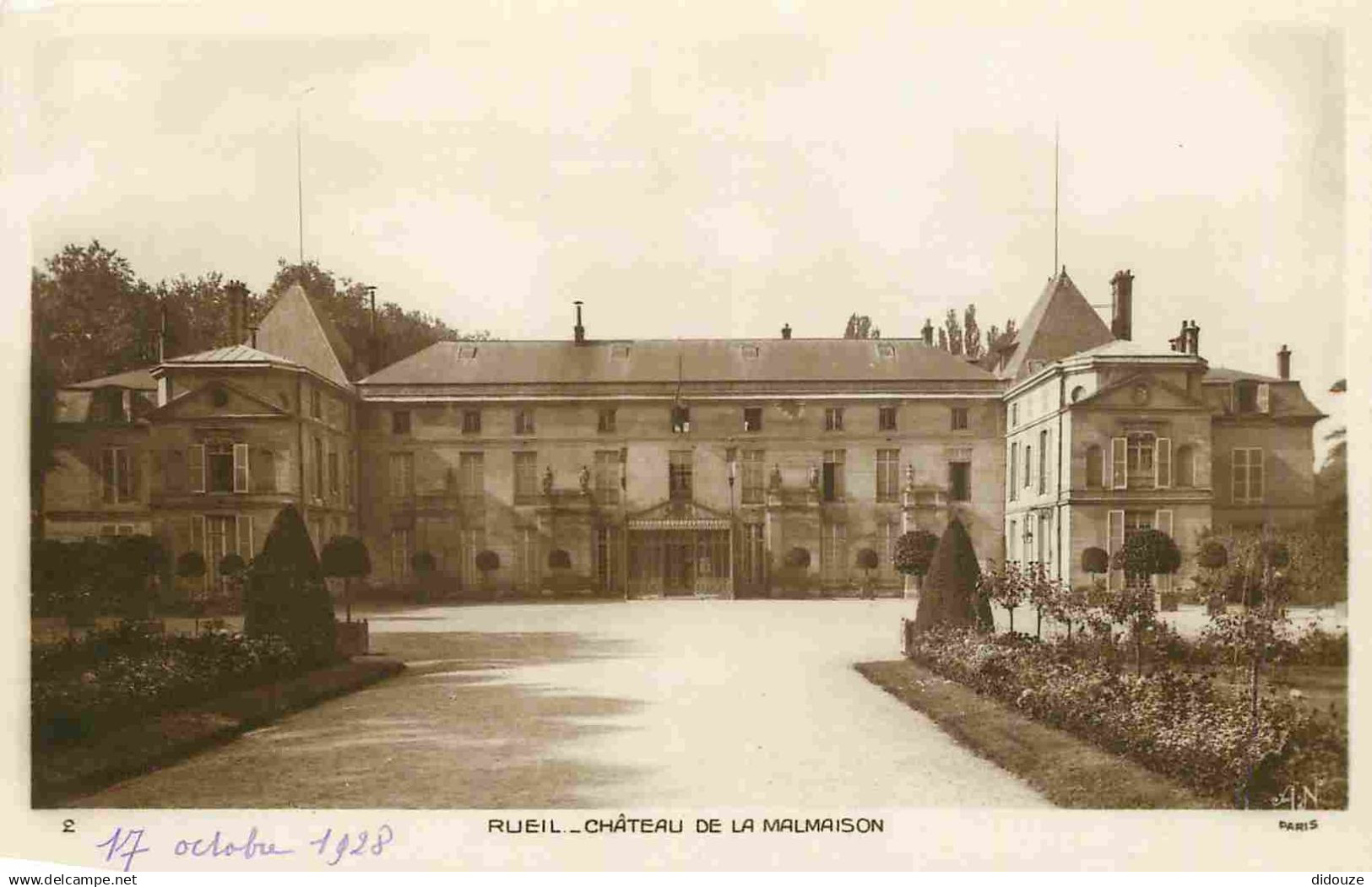 92 - Rueil Malmaison - Le Chateau - CPA - Voir Scans Recto-Verso