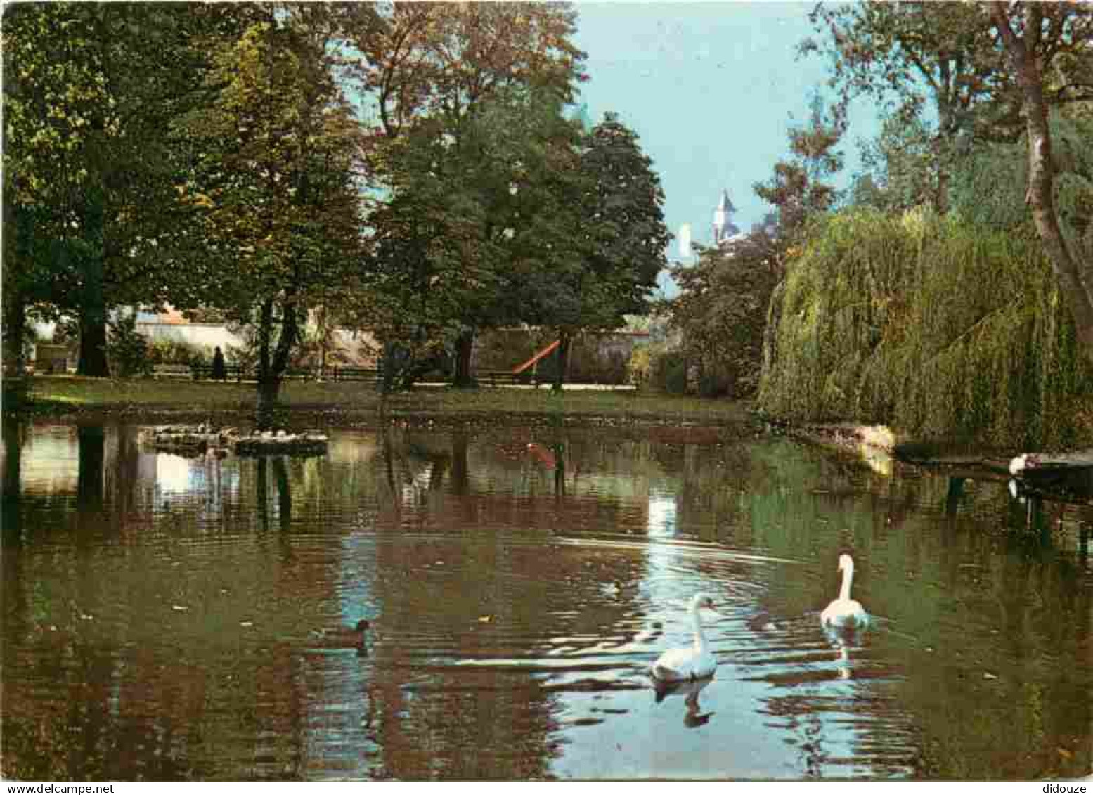 93 - Aulnay sous Bois - Le Square - Cygnes - CPM - Voir Scans Recto-Verso