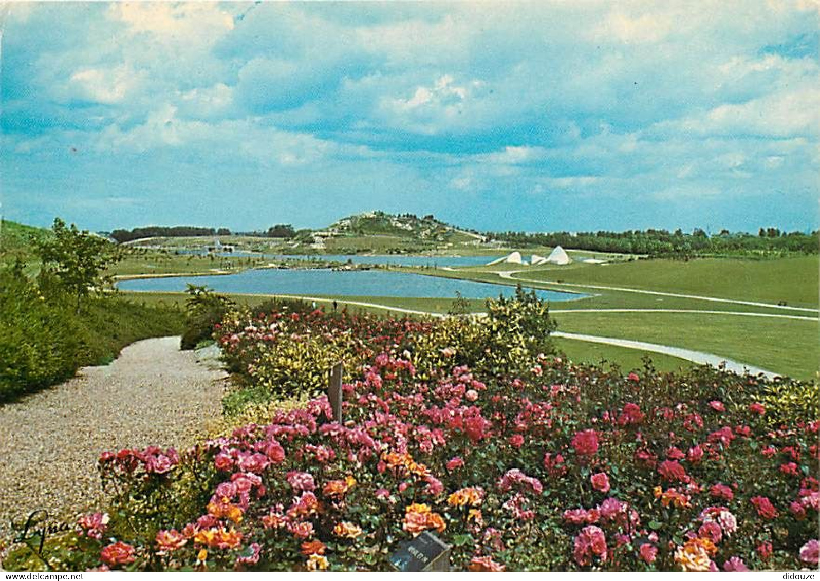 93 - La Courneuve - Le Parc Départemental - Fleurs - CPM - Voir Scans Recto-Verso