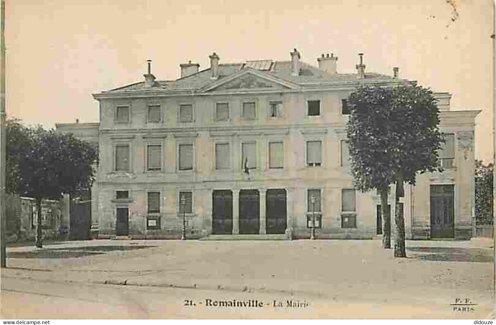 93 - Romainville - La Mairie - CPA - Voir Scans Recto-Verso