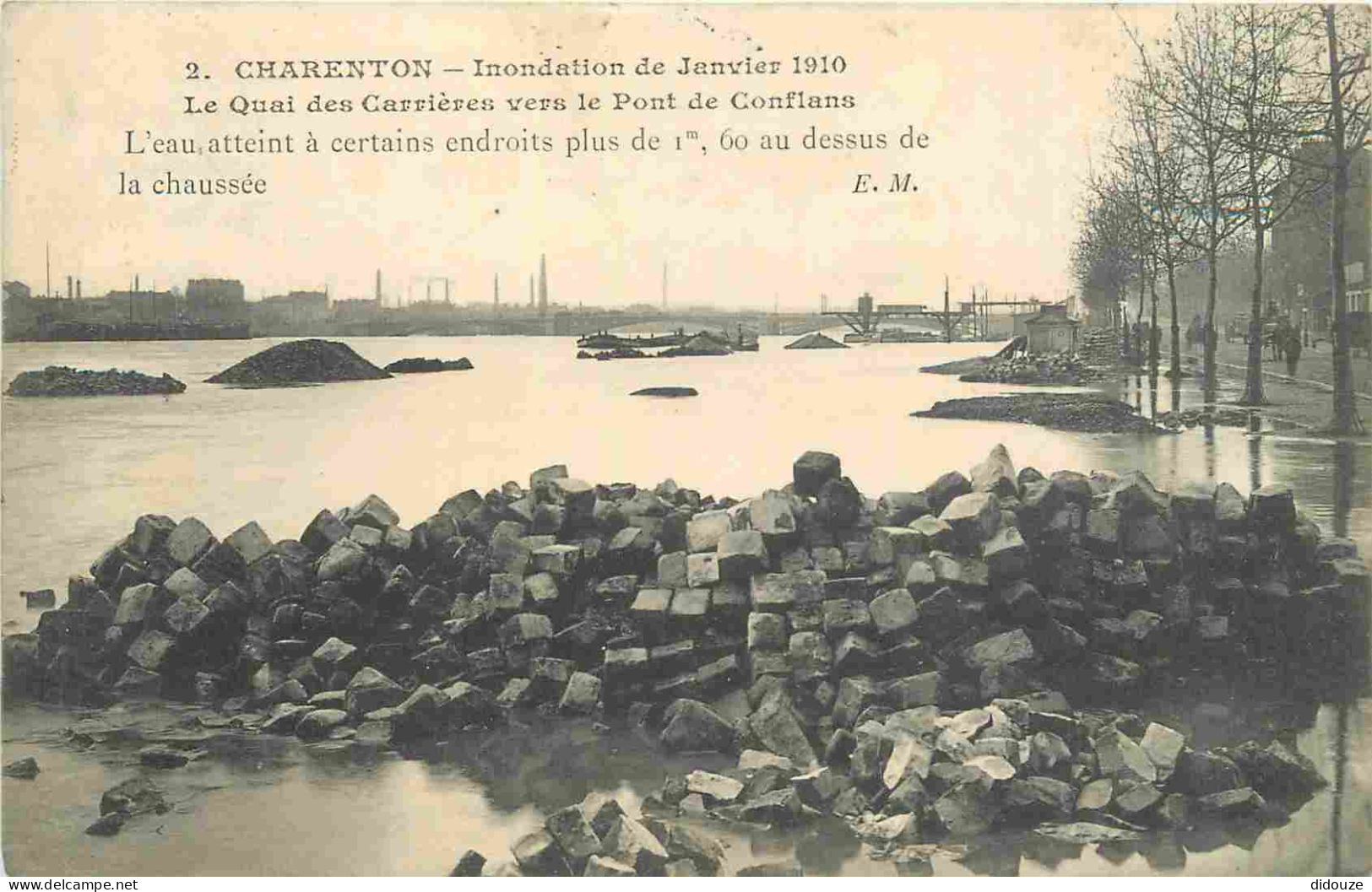 94 - Charenton le Pont - inondations de janvier 1910 - Le Quai des Carrières vers le Pont de Conflans - CPA - Oblitérati