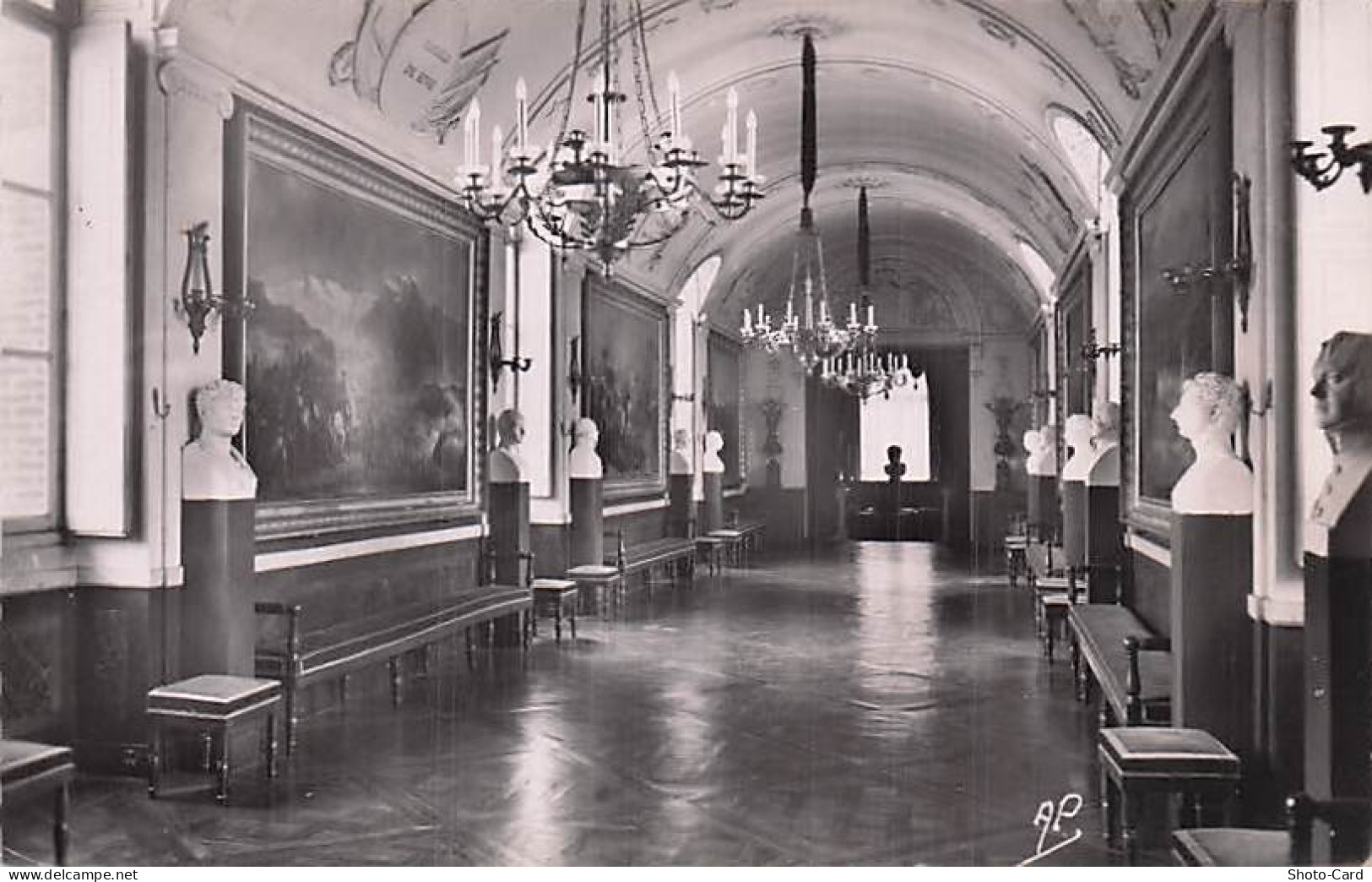 94 GROSBOIS CHATEAU DE GROSBOIS LA GALERIE DES BATAILLES