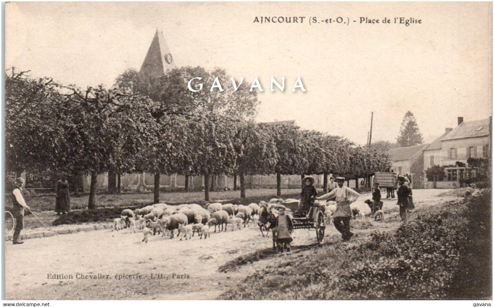 95 AINCOURT - Place de l'Eglise
