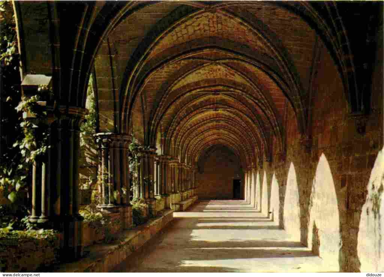 95 - Asnières sur Oise - Abbaye de Royaumont - Galerie nord du Cloitre - CPM - Voir Scans Recto-Verso