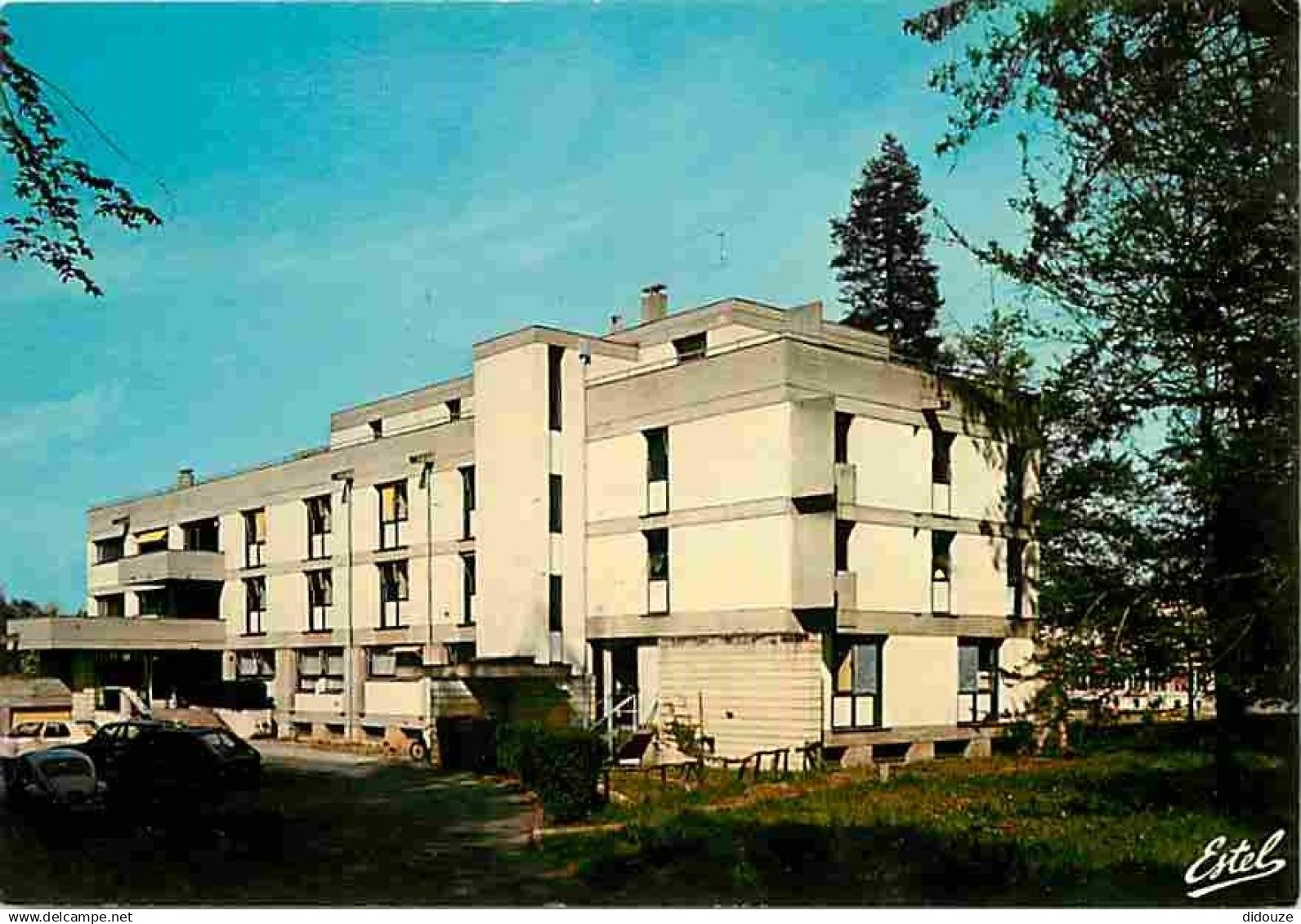 95 - Bouffemont - Bâtiment Félix Esclangon - Automobiles - CPM - Voir Scans Recto-Verso
