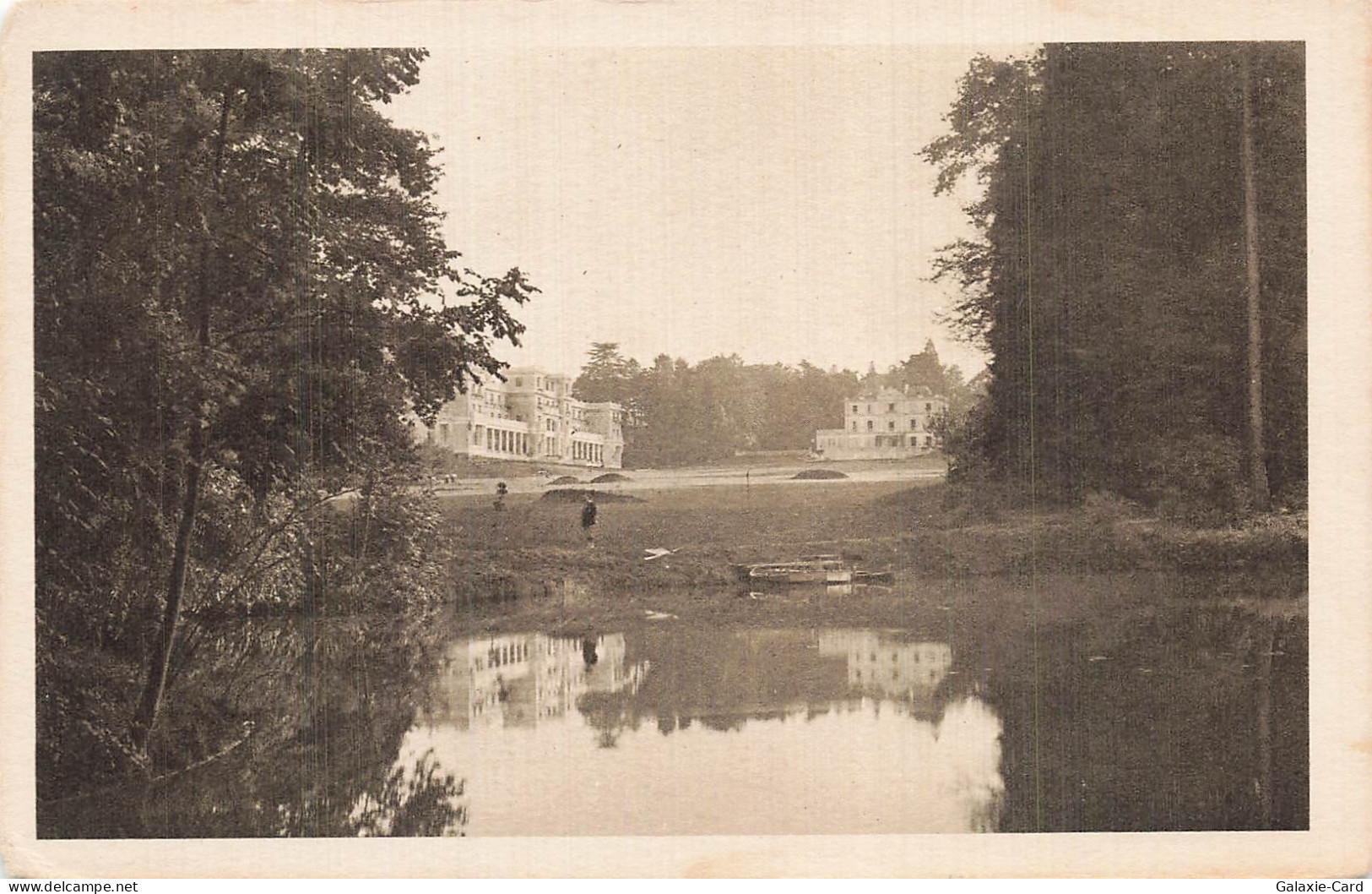 95 BOUFFEMONT LE COLLEGE FEMININ DE BOUFFEMONT
