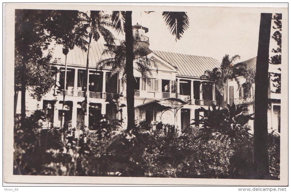974 - ILE DE LA REUNION  - SAINT DENIS  - Hotel du Gouvernement - ancienne résidence de la Compagnie des Indes -