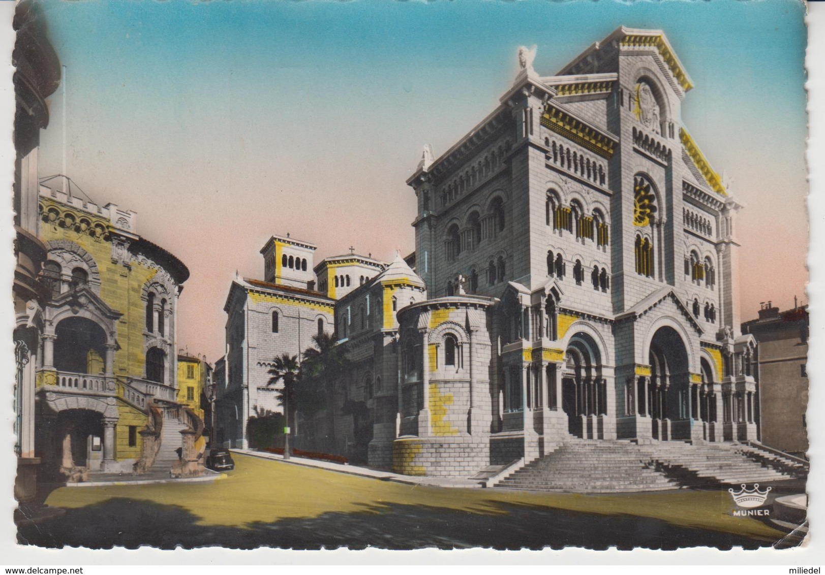 992  /   La Cathédrale