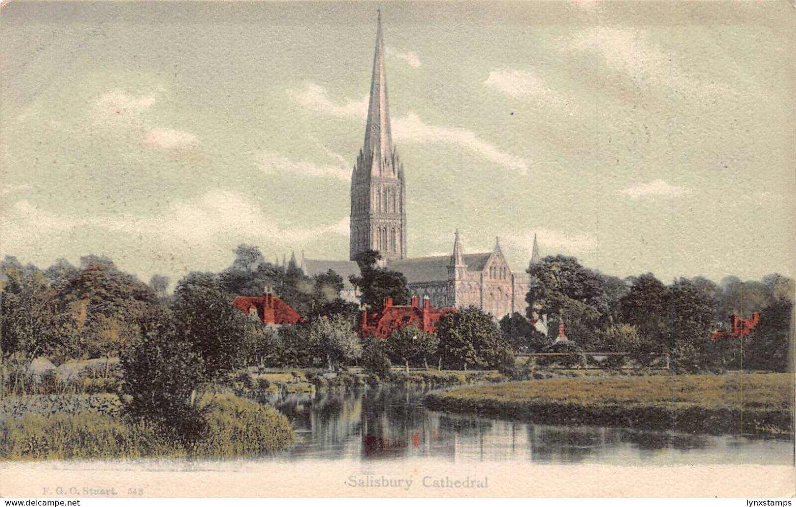 A034 England Salisbury Cathedral vintage postcard