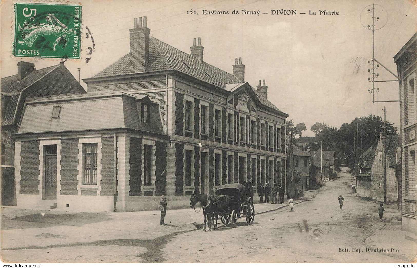 A1462 Divion la mairie