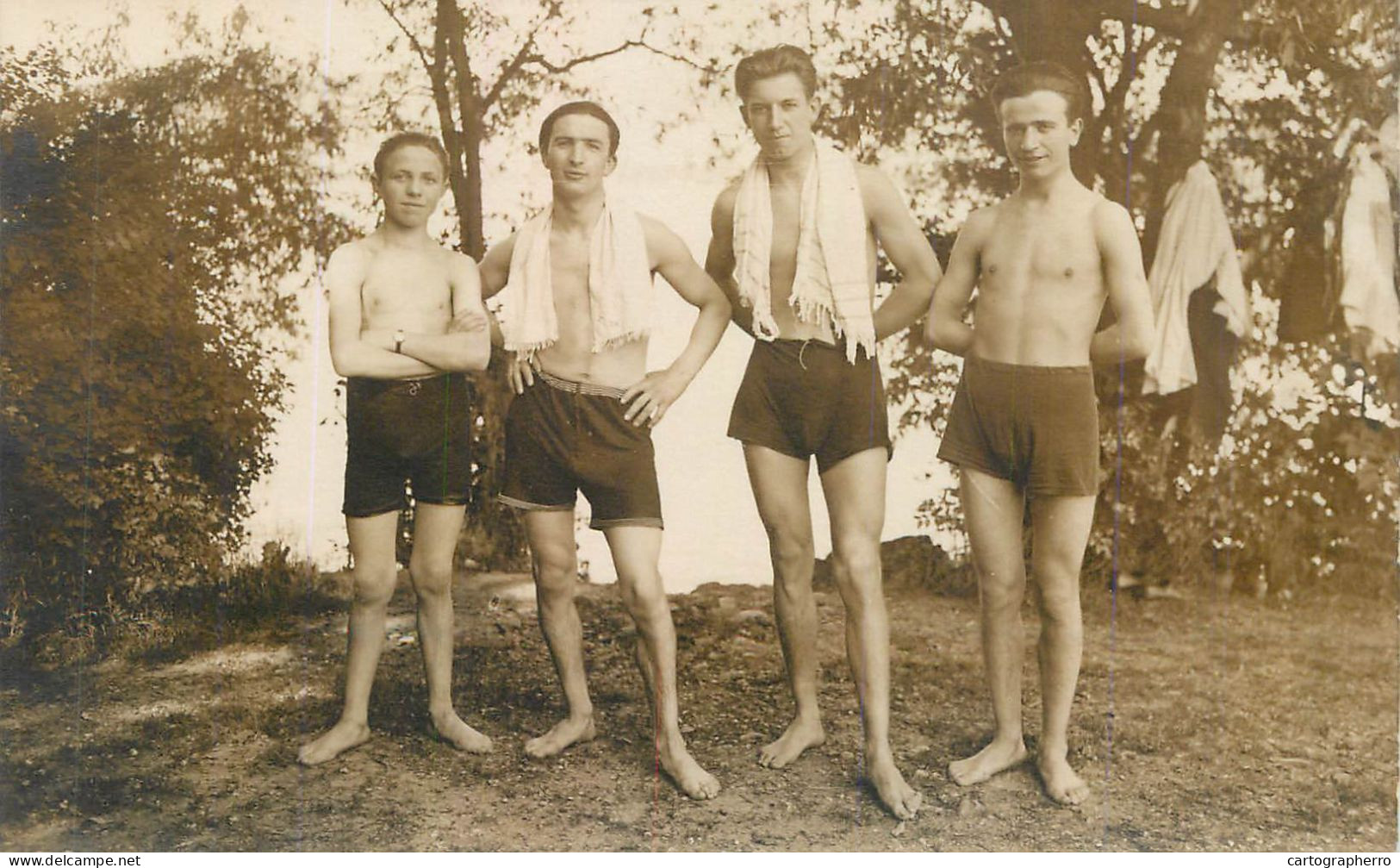 A6357 Photo ancienne Suisse - Baignade Lac de Zürich Maillot de bain Vintage Boy Swimwear ca 1930